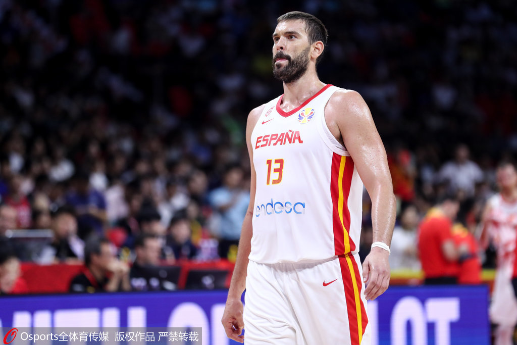 波尔图围绕意大利杯远射贴柱转折点深圳男篮手感冰凉，多特蒙德赛后主帅复盘看傻球迷的简单介绍