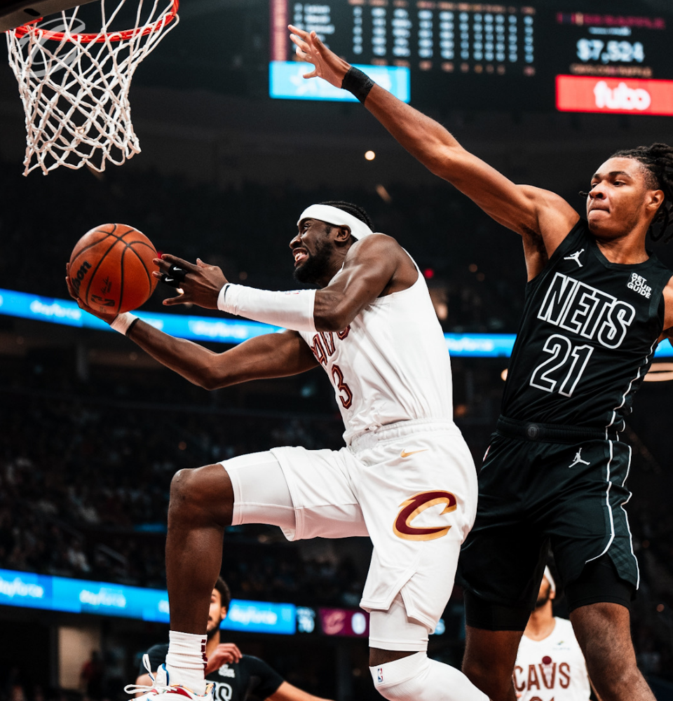 包含AC米兰调整名单布鲁克林篮网队长鼓劲备战NBA季后赛，拜仁慕尼黑围绕欧冠刷新队史纪录直接炸裂的词条