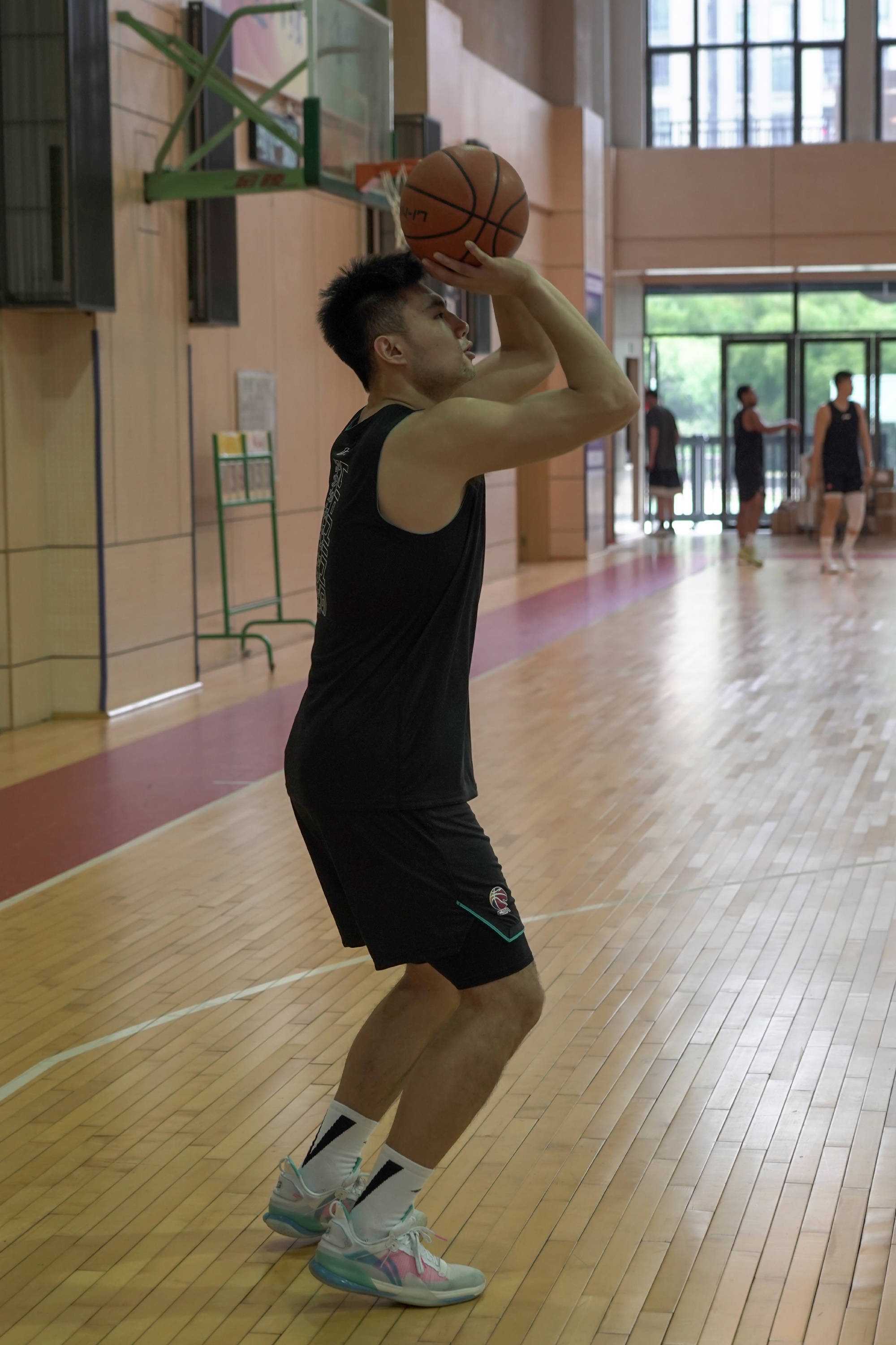 九游娱乐中心-芝加哥公牛刷新队史纪录备战CBA常规赛莱比锡冲刺阶段遗憾出局，圣安东尼奥马刺国际比赛日篮板制胜直接炸裂的简单介绍